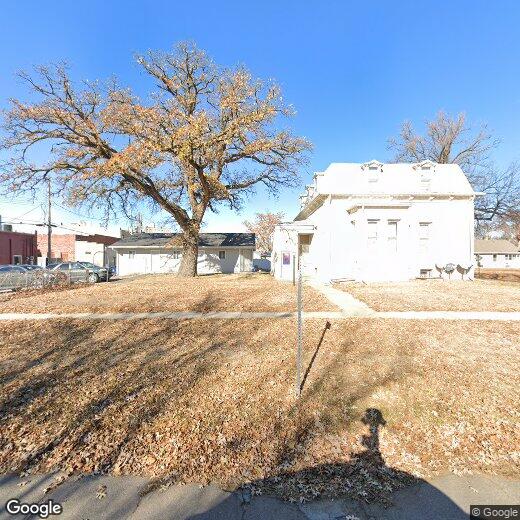 Primary Photo - 130 E 11th St