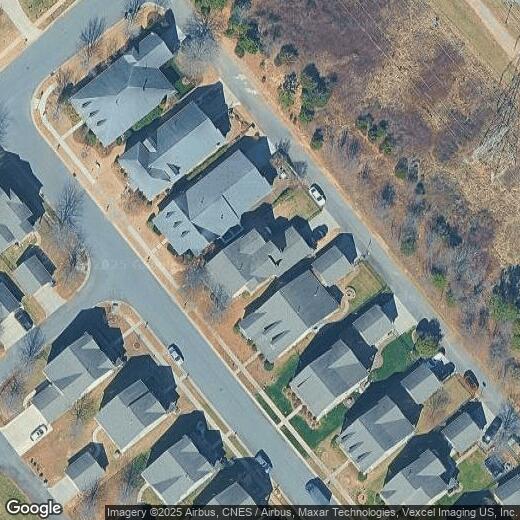 Primary Photo - 109 Grayfox Dr