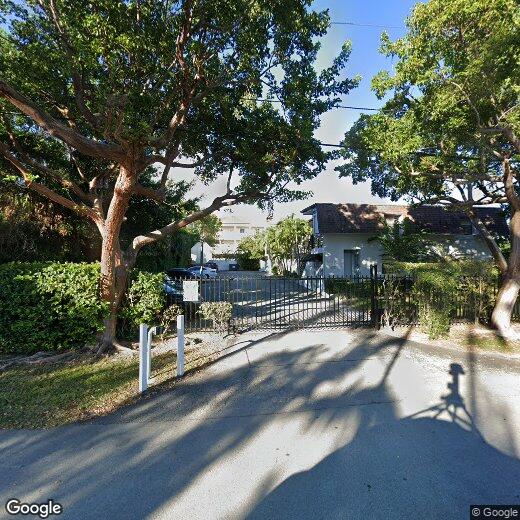 Foto principal - 9751 Wayne Ave