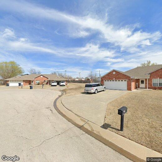 Primary Photo - 2331 Bent Tree Rd