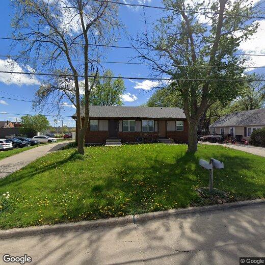 Primary Photo - 904 Randolph St