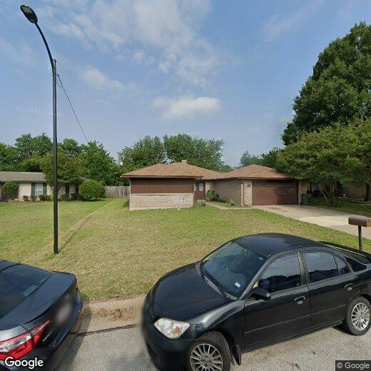 Primary Photo - 2212 Honey Creek Ln