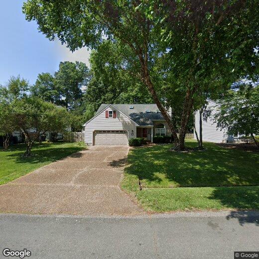 Primary Photo - 305 Peachtree Ln