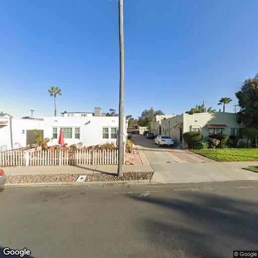 Primary Photo - 2944 Kalmia St