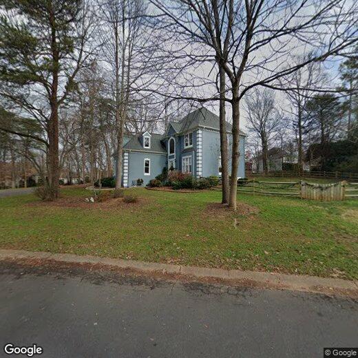Primary Photo - 102 Sapphire Dr