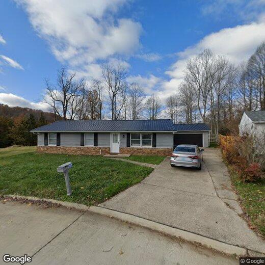 24 Pinewood Cir, Saint Albans, WV 25177 House Rental in Saint Albans, WV