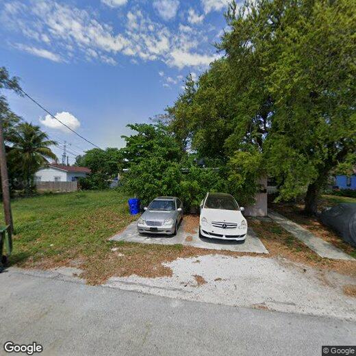 Foto principal - 3801 Thomas Ave