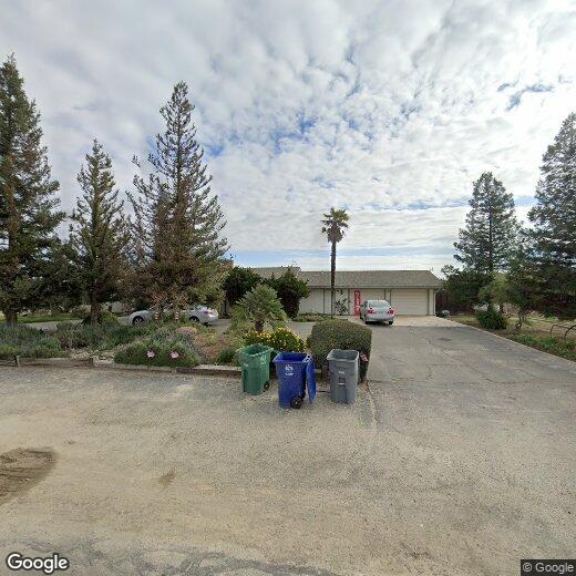 Primary Photo - 6308 S Fowler Ave