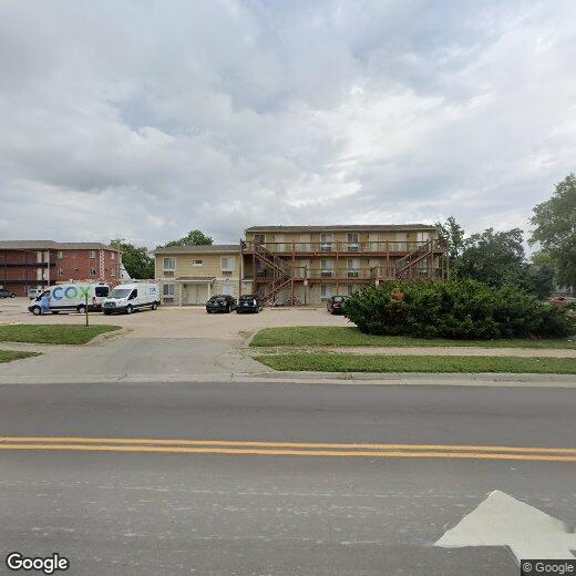 1026 Bluemont Ave Unit 2, Manhattan, KS 66502 Apartment for Rent in