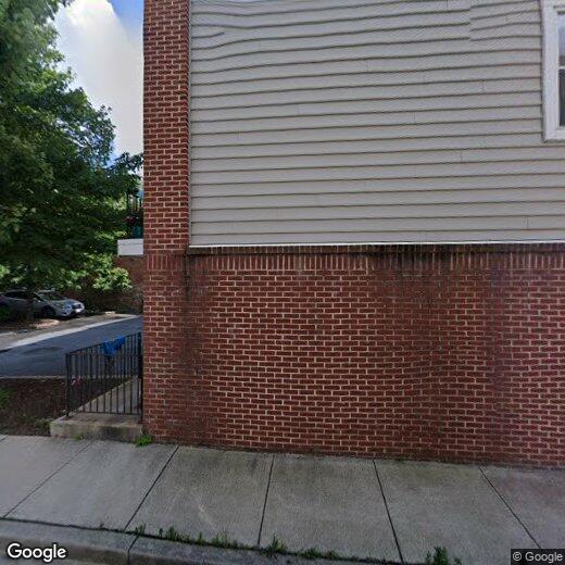 Primary Photo - 111 N Chester St