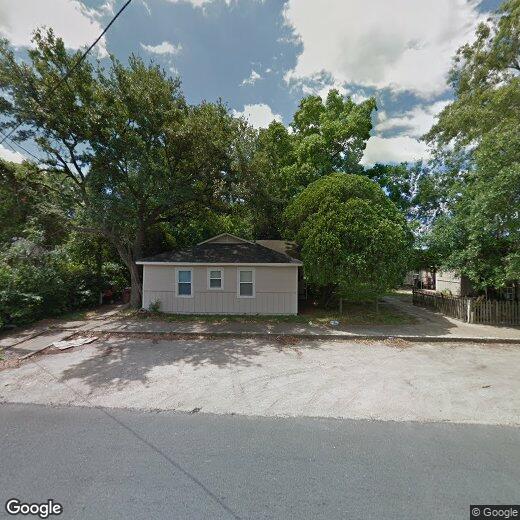 2517 Emogene St, Mobile, AL 36606 Condo for Rent in Mobile, AL