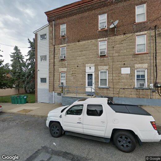 638 Atlantic St Unit 1, Bethlehem, PA 18015 Room for Rent in