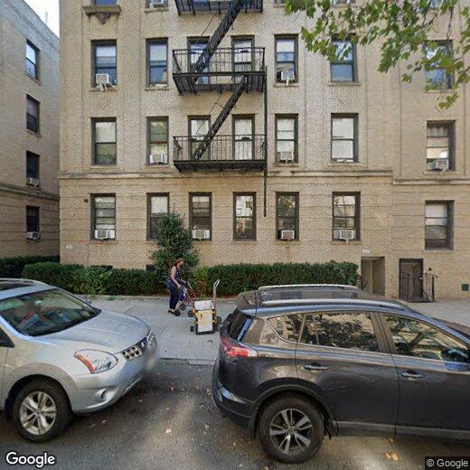 Primary Photo - 28-31-31 34th St