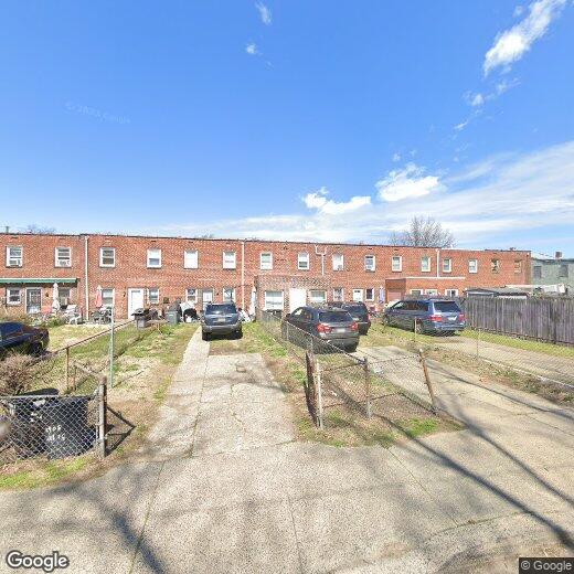 Primary Photo - 2910 Thompson St