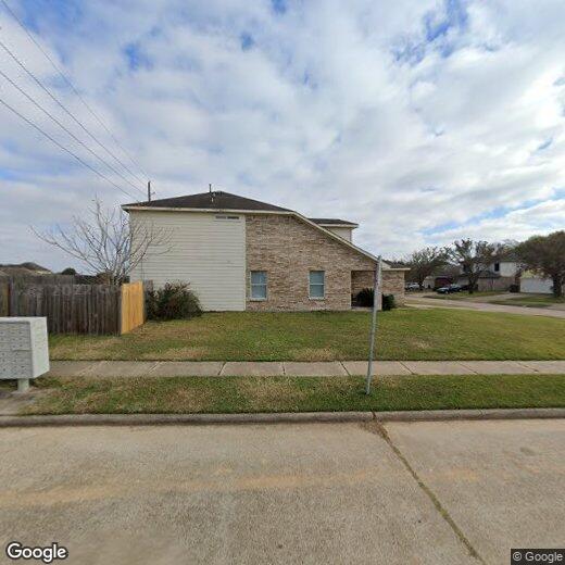 Foto principal - 7203 River Pines Dr