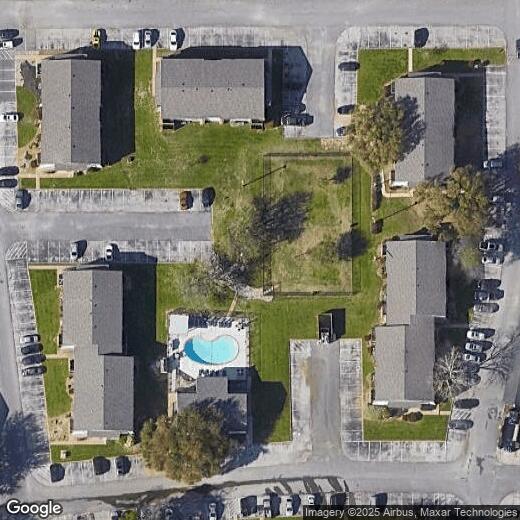 Primary Photo - 8500 N Harwood Rd