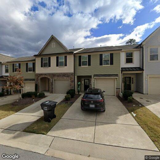 Foto principal - 46 E Grove Point Dr