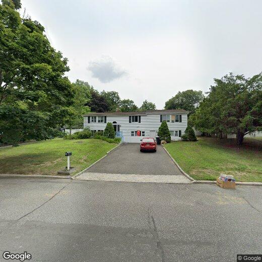 Primary Photo - 18 University Heights Dr