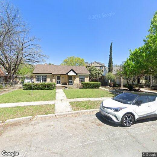 Primary Photo - 4944 N Hall St