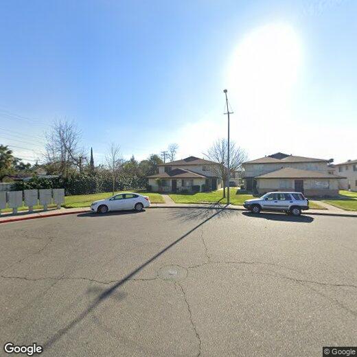 Primary Photo - 2912 Peachtree Dr