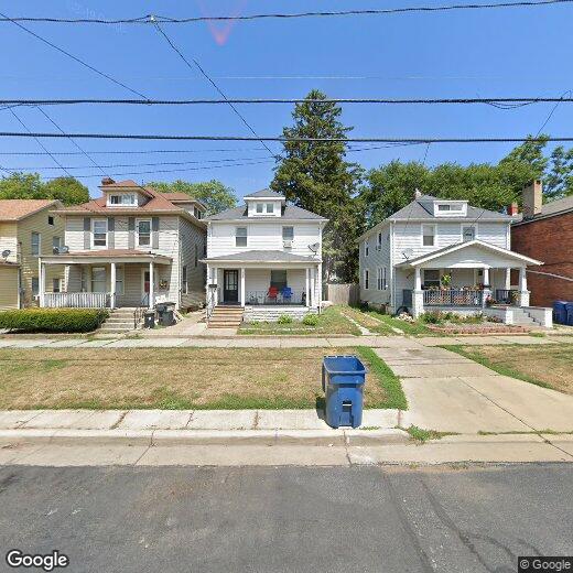 Primary Photo - 915 W Adams St