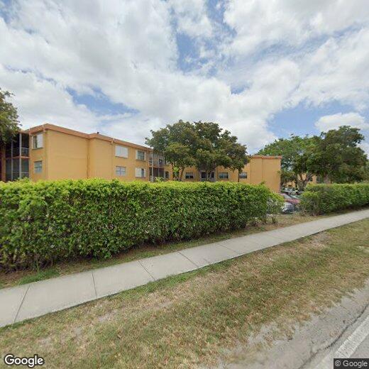 Foto principal - 4364 NW 9th Ave