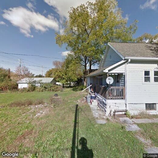 Foto principal - 808 S Washington St