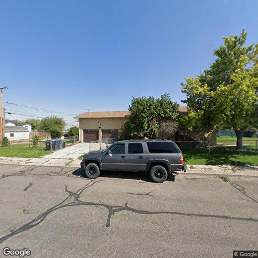 Primary Photo - 2100 E 10th St