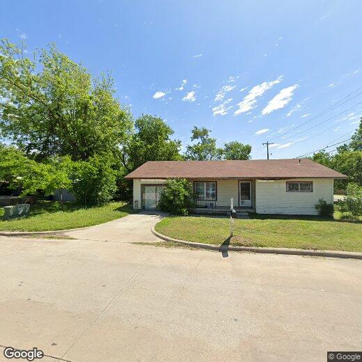 Primary Photo - 122 S 10th St