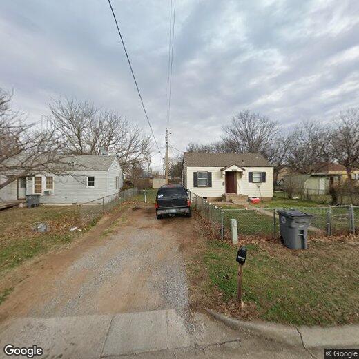 Primary Photo - 1608 SW 10th St