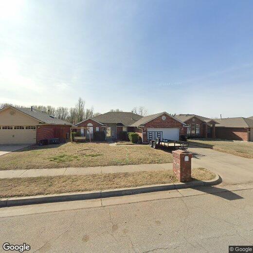 916 SE 38th St, Moore, OK 73160 House Rental in Moore, OK
