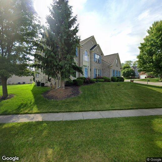 Foto principal - 2435 Forest Oaks Dr