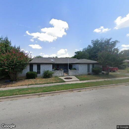 Primary Photo - 1002 Roky Ct
