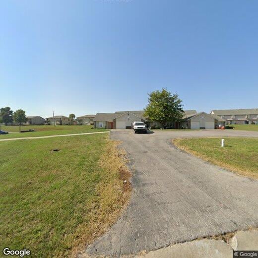 Foto principal - 522 S Sunrise Dr