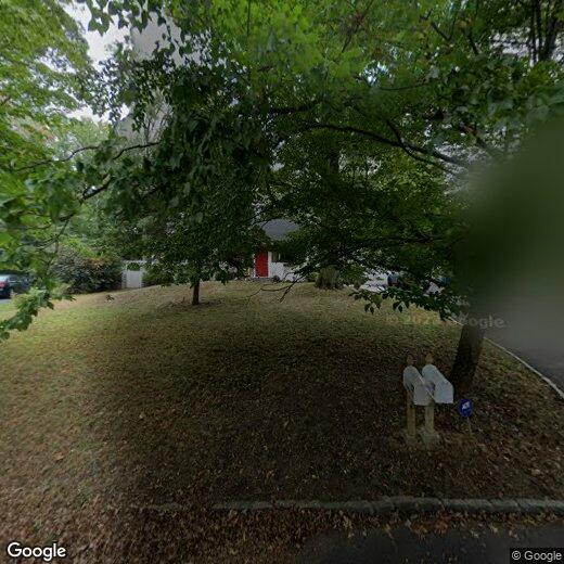 Primary Photo - 17 Circle Dr