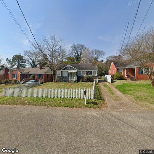Primary Photo - 110 Oak Forest Dr