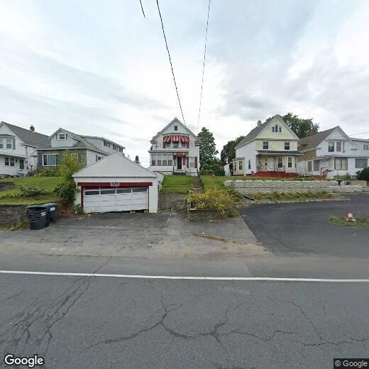 Primary Photo - 2734 Broadway