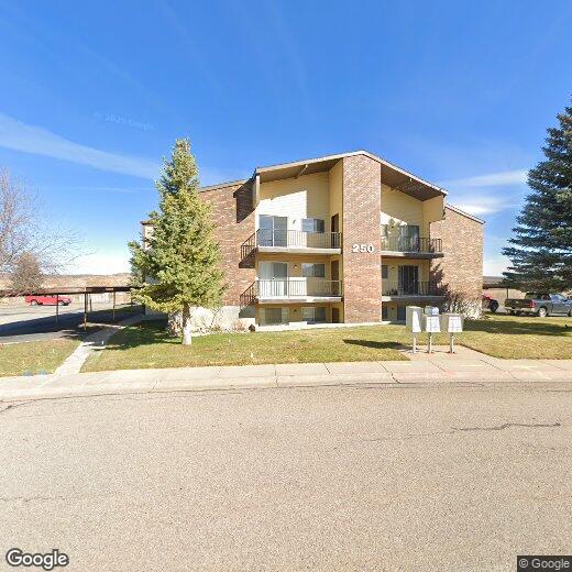 Foto principal - 252 S Valley Dr