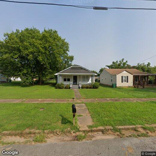 2809 E 10th Ave, Sheffield, AL 35660 House Rental in Sheffield, AL