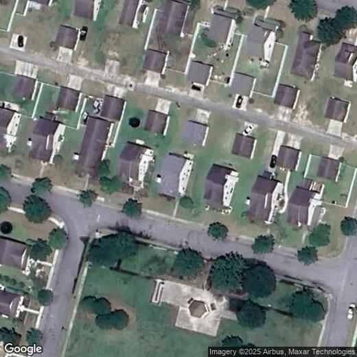 Primary Photo - 8 Bushwood Dr