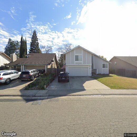 Foto principal - Large 4 bedroom in Orangevale with huge yard