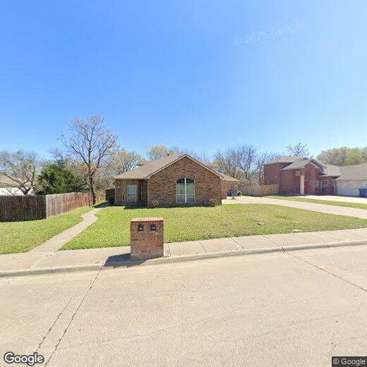 Primary Photo - 914 Cedar Ridge Dr