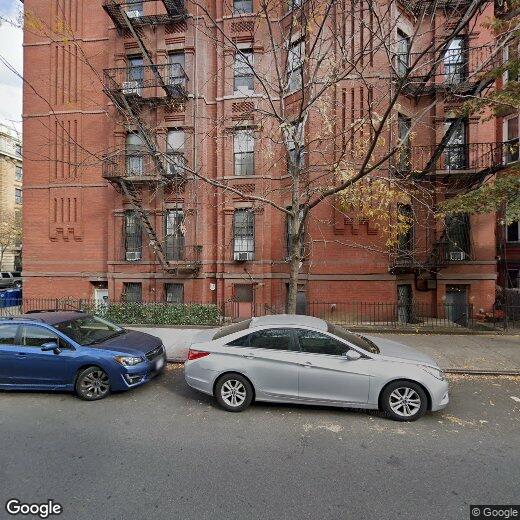 Primary Photo - 256 Gates Ave