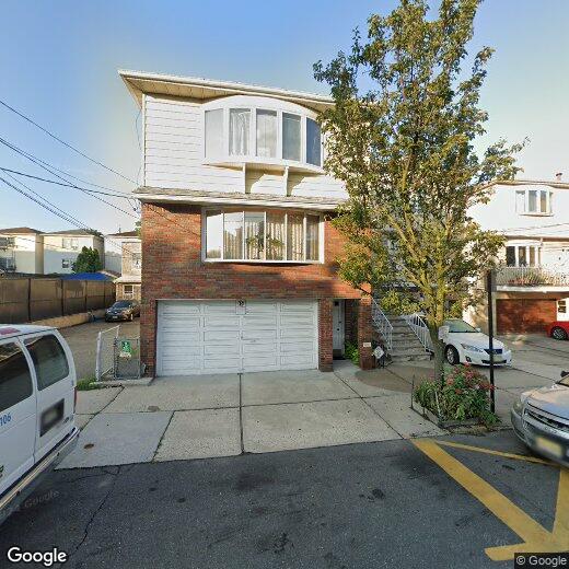 Primary Photo - 129 71st St