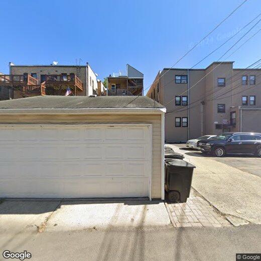 Primary Photo - 4330 N Sheridan Rd
