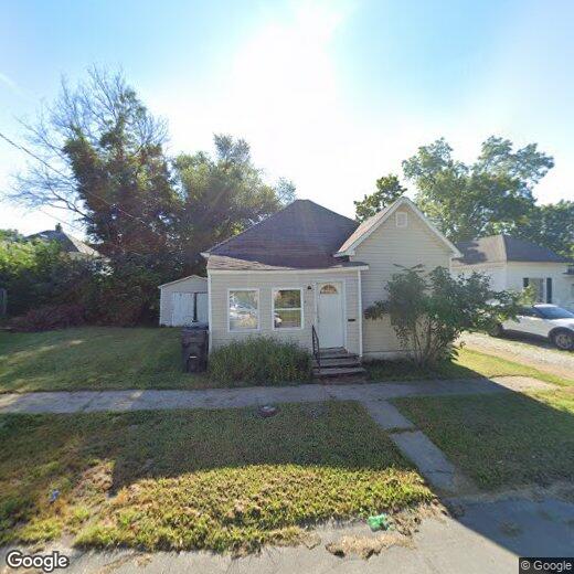 Primary Photo - 412 Bertley St