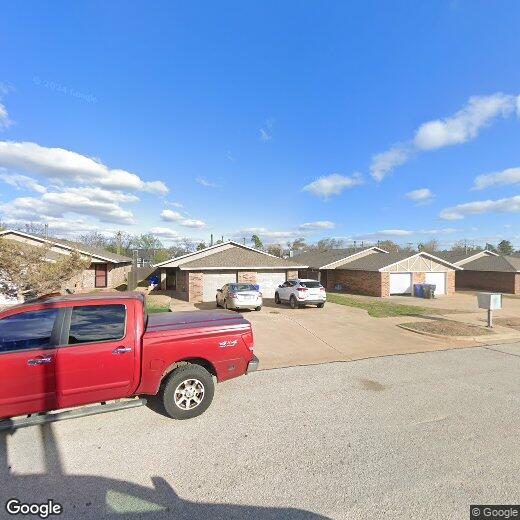 Primary Photo - Charming Duplex
