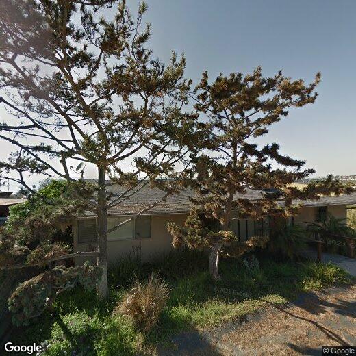 Foto principal - 2026 Seaview Ave