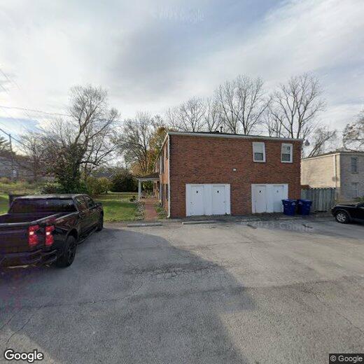 Foto principal - 449 N New Albany St