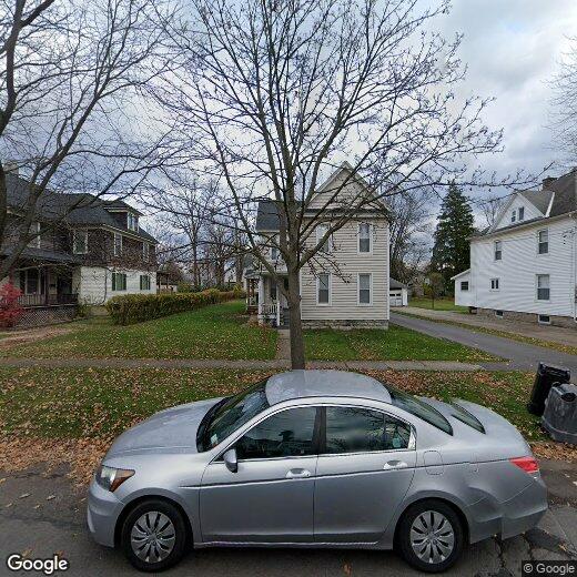Primary Photo - 22 Evans St